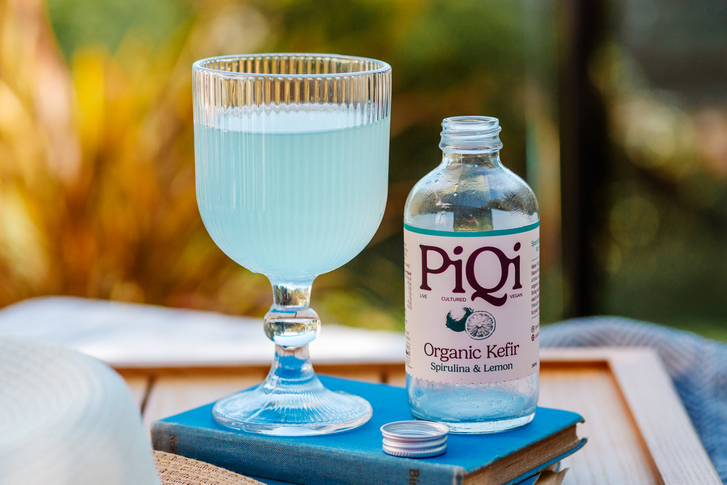 Blue Spirulina & Lemon Kefir Water